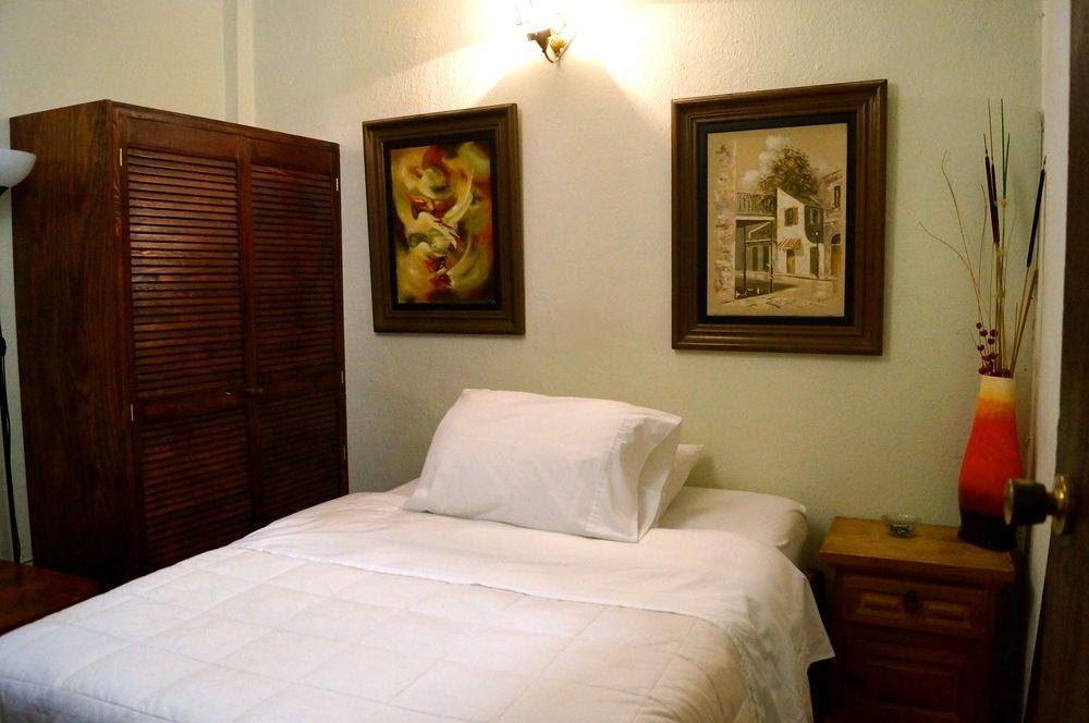 Hotel Aqui Es Mexico ซานมิเกล เด อาเญนเด ภายนอก รูปภาพ