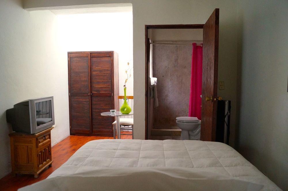 Hotel Aqui Es Mexico ซานมิเกล เด อาเญนเด ภายนอก รูปภาพ