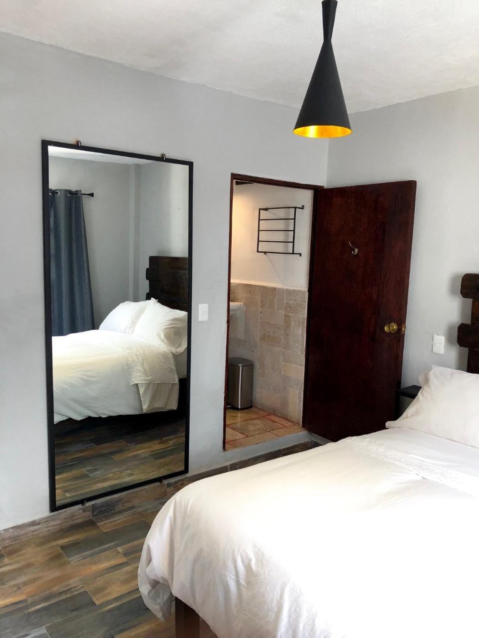 Hotel Aqui Es Mexico ซานมิเกล เด อาเญนเด ภายนอก รูปภาพ